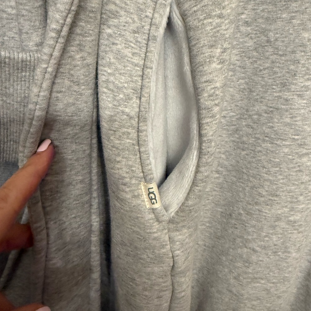 UGG Gray Women's Robe - Picture 4 of 5